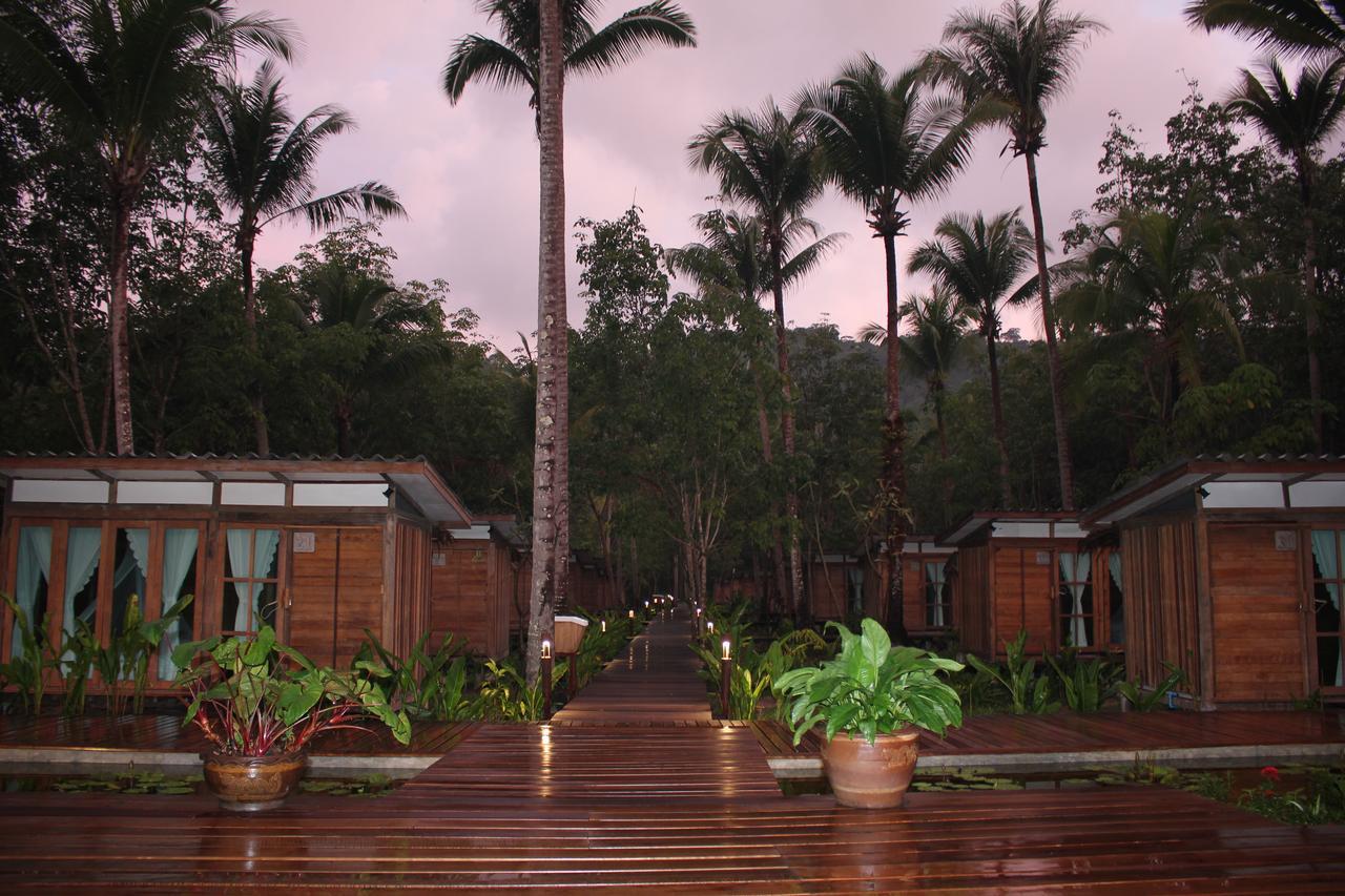 Jungle Koh Kood Resort Ban Khlong Chao Exterior photo